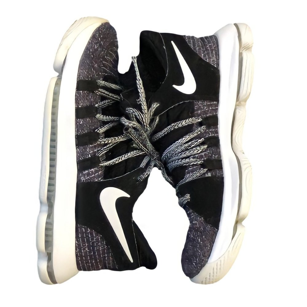 Nike KD 10 Oreo Flyknit Kevin Durant Basketball Shoes